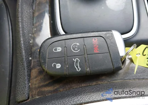 2018 Chrysler 300 Limited Awd из США, поврежденный, VIN 2C3CCAKGXJH268348